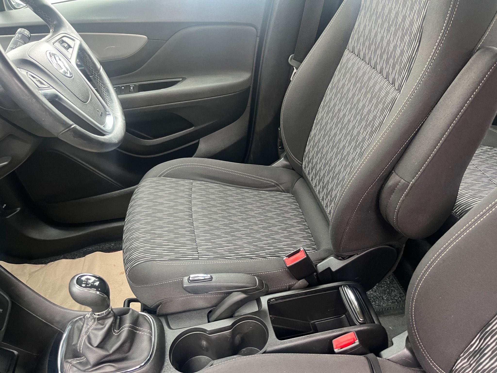 Used 2015 Vauxhall Mokka 1.6 CDTi Exclusiv 4WD Euro 6 (s/s) 5dr for