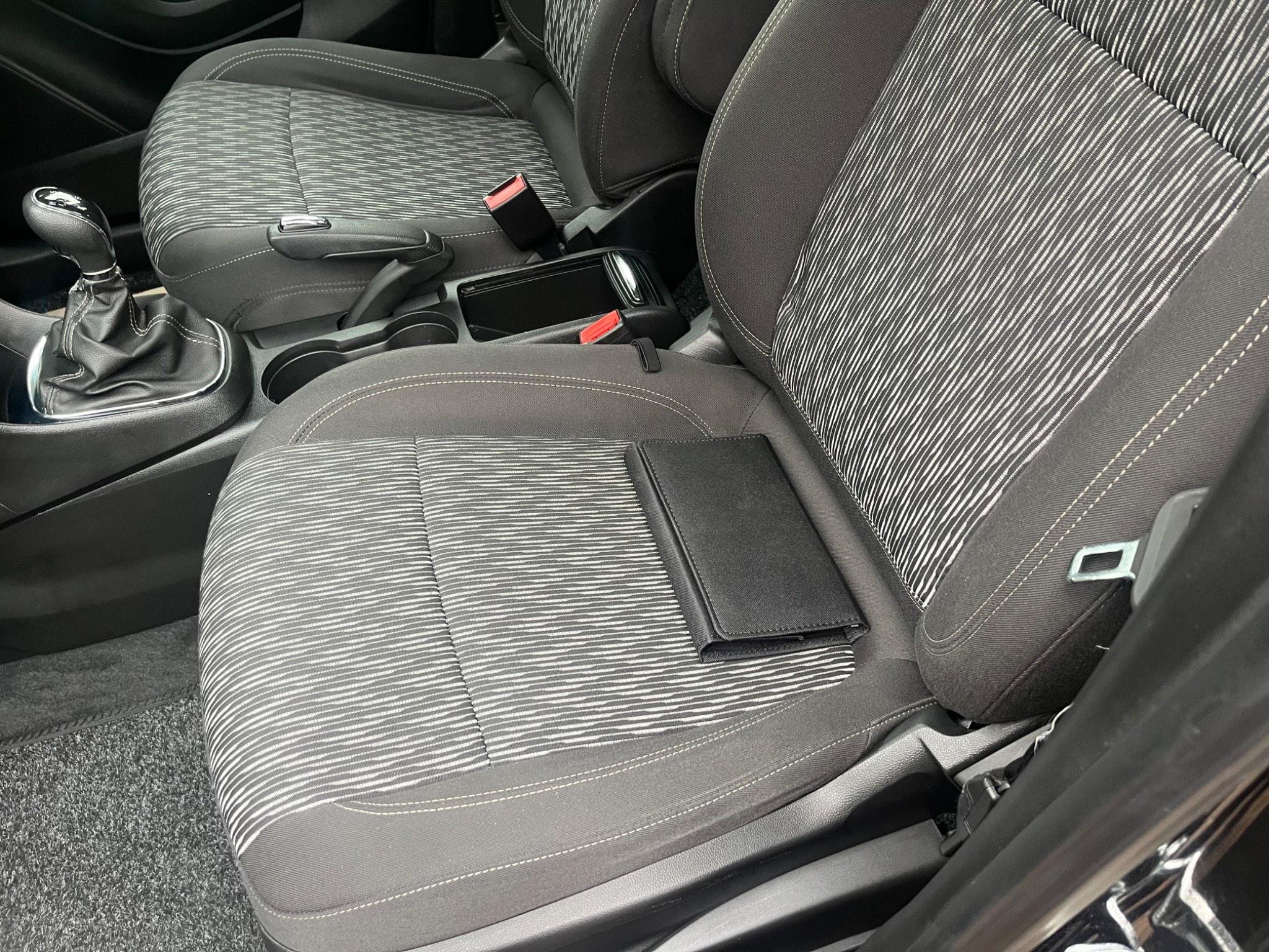 Used 2015 Vauxhall Mokka 1.6 CDTi Exclusiv 4WD Euro 6 (s/s) 5dr for